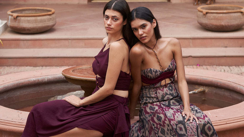 Breeze & Elegance: AMRTA’s Ultimate Wardrobe for a Dreamy Beach Escape